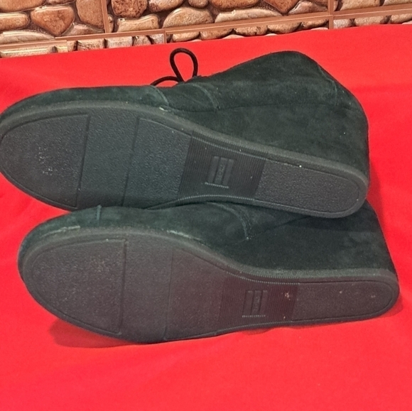 Toms Suede Ankle Booties - Picture 5 of 7